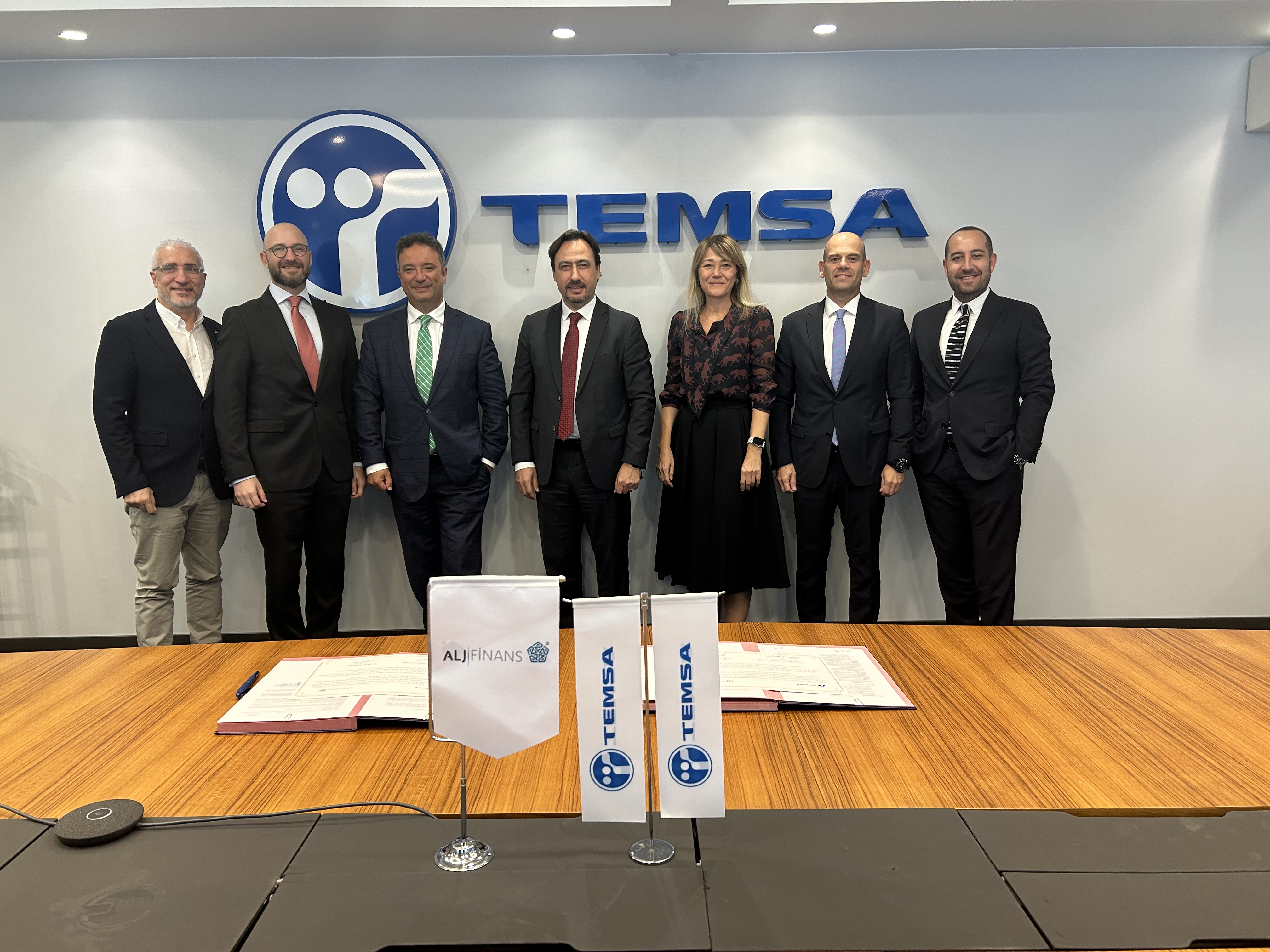 Sektörün İki Dev Oyuncusunda, Tüketiciye “Bayide Kredi” İmkanı. Ticari Araç Pazarına Temsa Finans’ Desteği